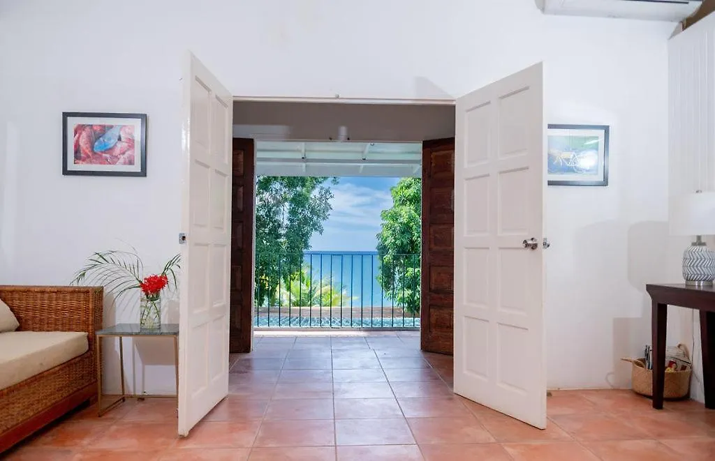 Culloden Cove Villa Whitehouse