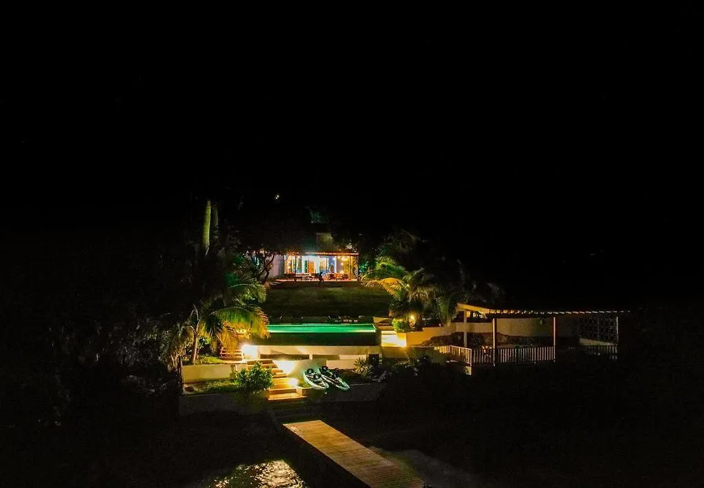 Culloden Cove Villa Whitehouse